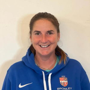 Liz Maguire - Tennis Coach